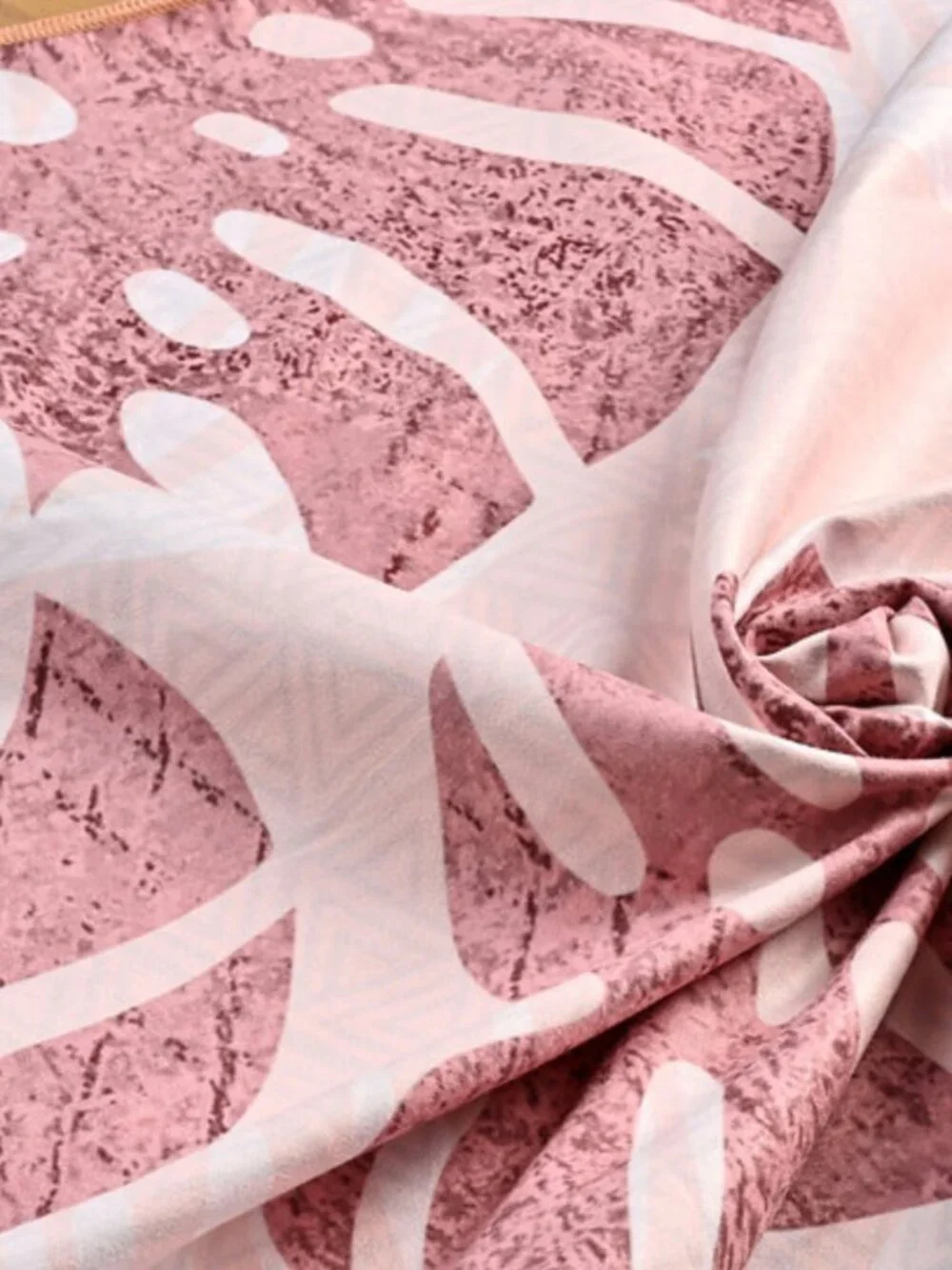 Lay N Stay - Tropical Island Towel
